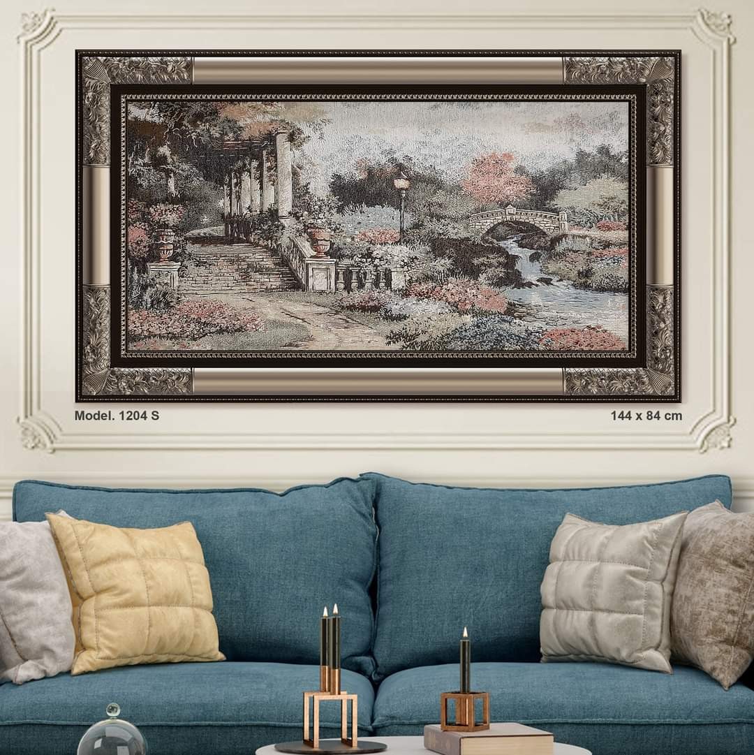 Classic  Goblin Fabric Tableau - Big - Silver